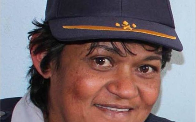 Lt kol Rounita Burgess (48) 